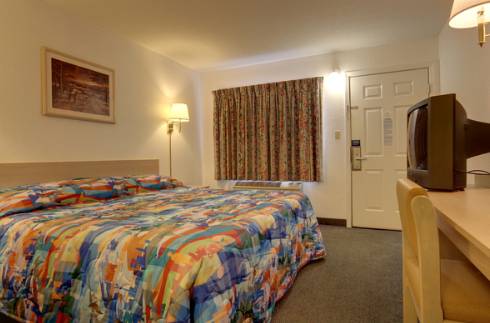 Carbondale Value Inn & Suites - photo 5