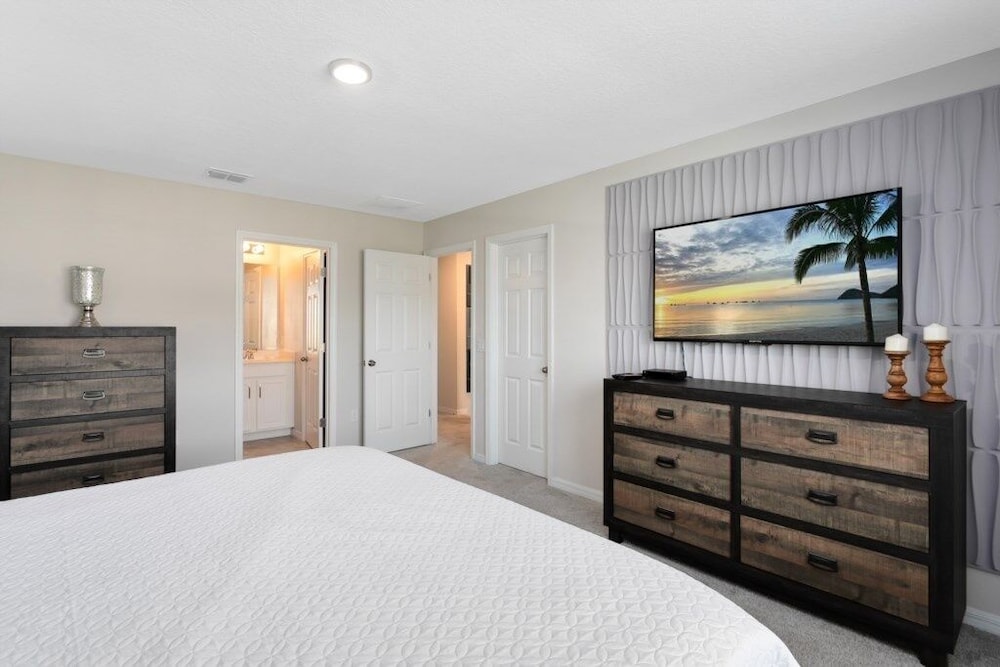 Luxury Town With Splash Pool In Solara Resort 4 Bedroom Townhouse by RedAwning - photo 6