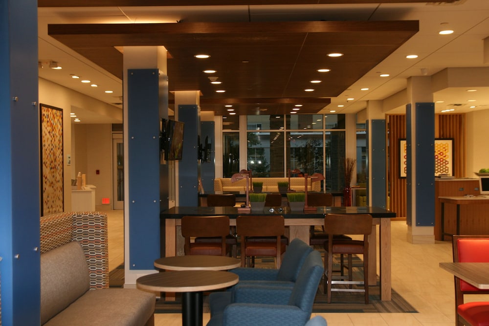 Holiday Inn Express & Suites Boise Airport by IHG - photo 25