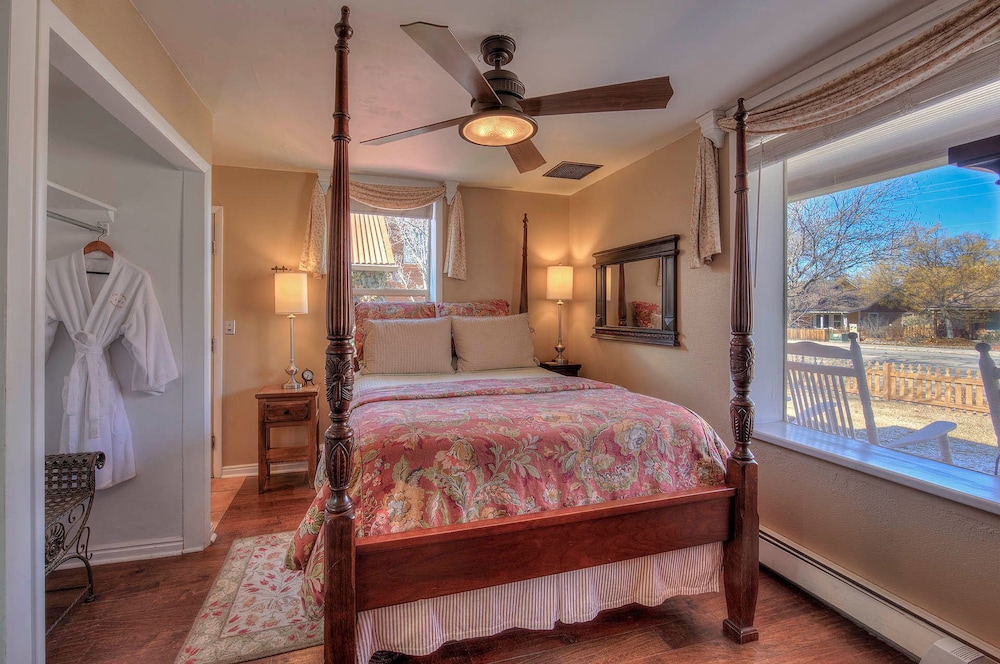 Cali Cochitta Vacation Rentals - photo 11