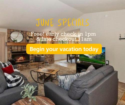 Treehouse Cottage — 4-Star Luxury Hotel in Crestline, United States