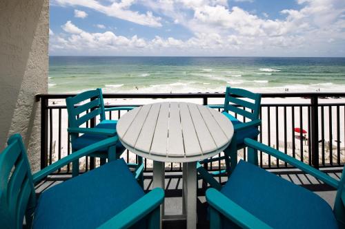 Nautilus 1604 Gulf Front 2 BR 2 BA 6th Floor — 4-Star Luxury Hotel in Fort Walton Beach, United States