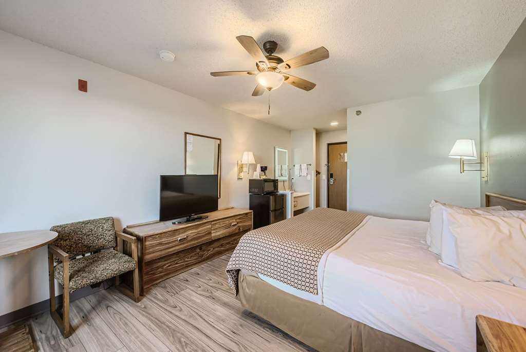 Travelodge by Wyndham Longmont - photo 11