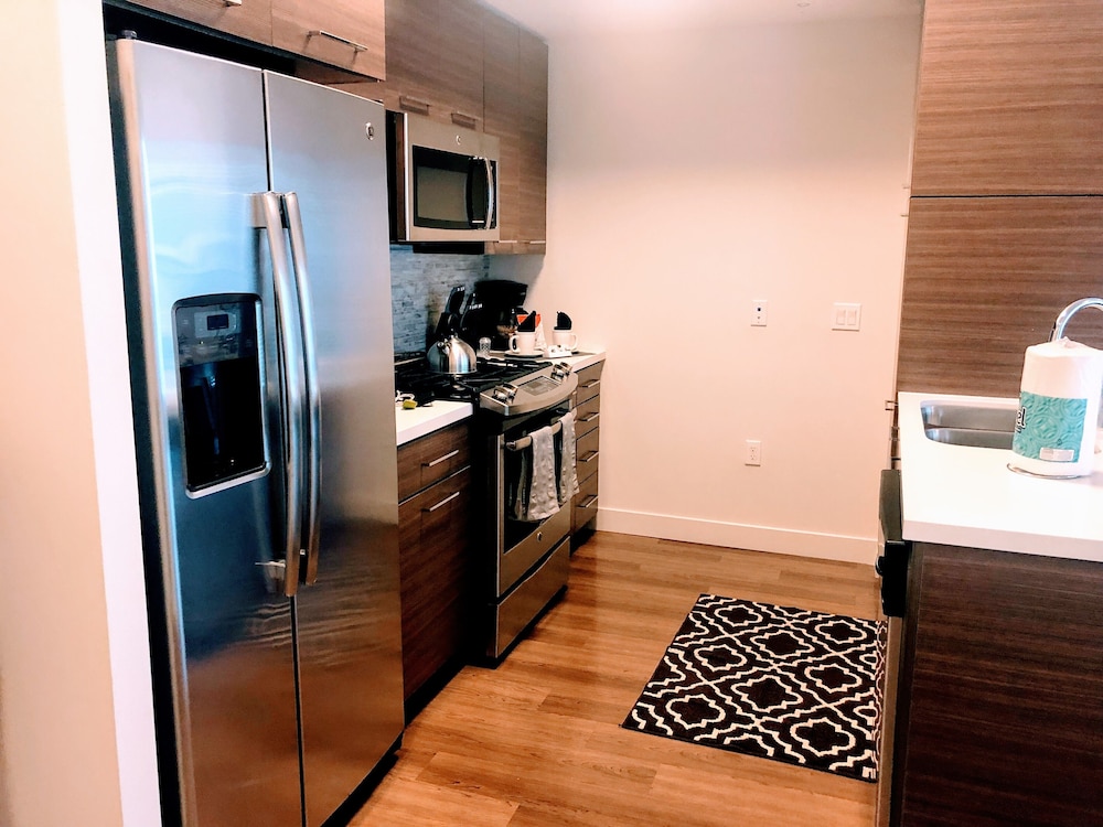 Resort Style Suites in Downtown LA - photo 21