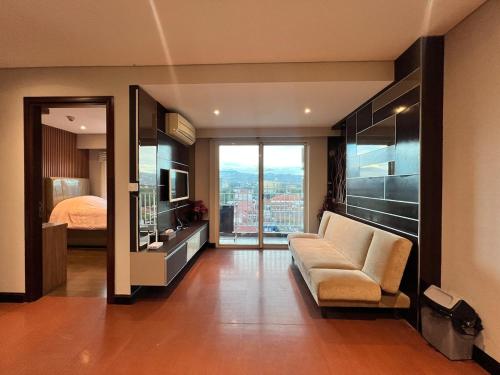 2BR Apt El Royale Hotel Braga City Center — Bandung — photo 3