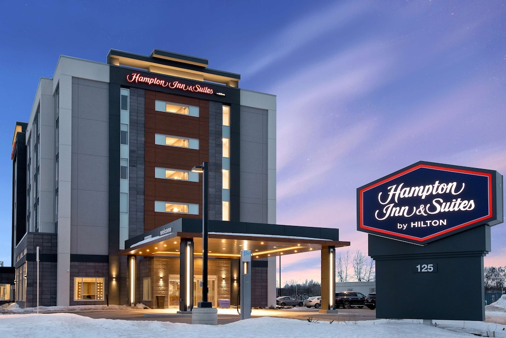 Hampton Inn & Suites Ottawa West in Ottawa, Canada