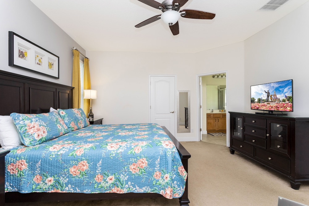 Gorgeous 4Bd with Pool @ 4072 Solterra Resort Davenport - photo 5
