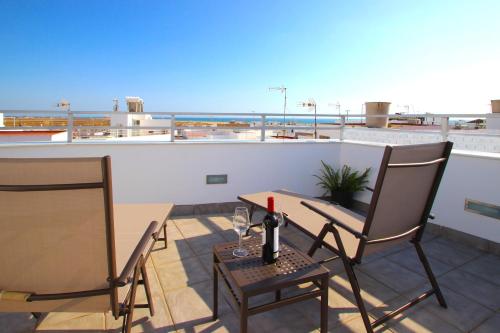 Casa Las Manuelas — 4-Star Luxury Hotel in Conil De La Frontera, Spain