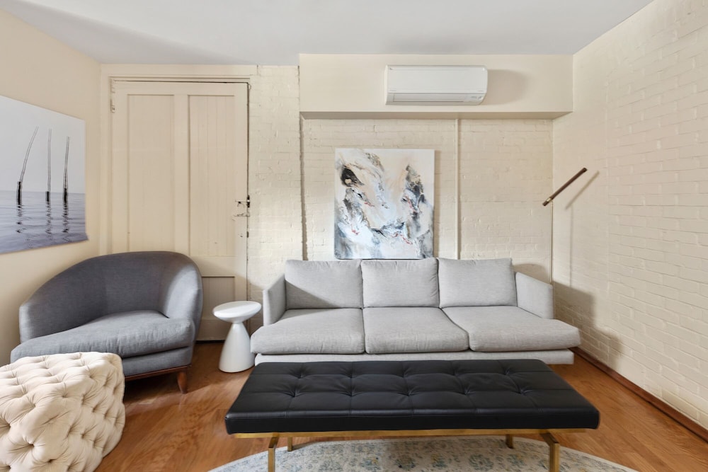 The Francis - photo 19