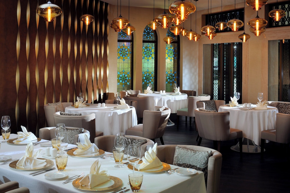 מזון ומשקאות