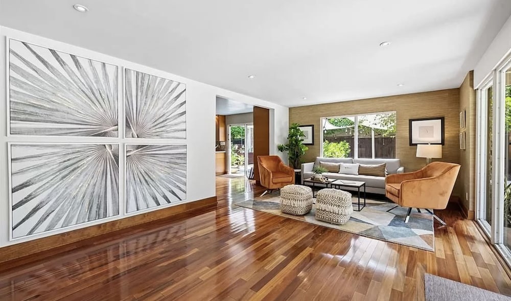 Wilton Manors Stunning Gated Oasis - photo 55