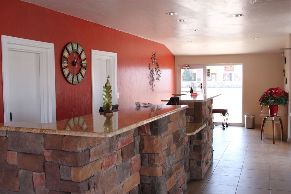 Century 21 Motel - photo 2