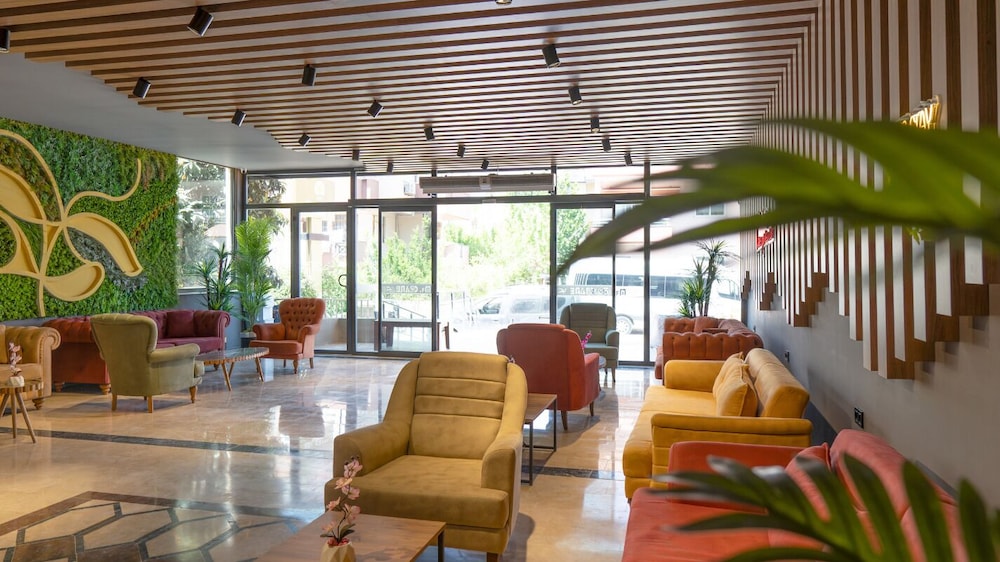 Mr Crane Hotel — Kemer — photo 5