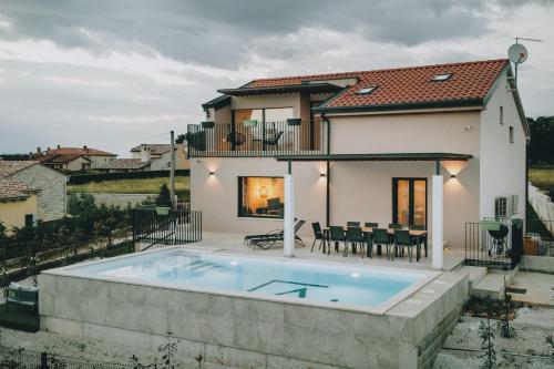 Casa Vitale — 4-Star Luxury Hotel in Tinjan, Croatia