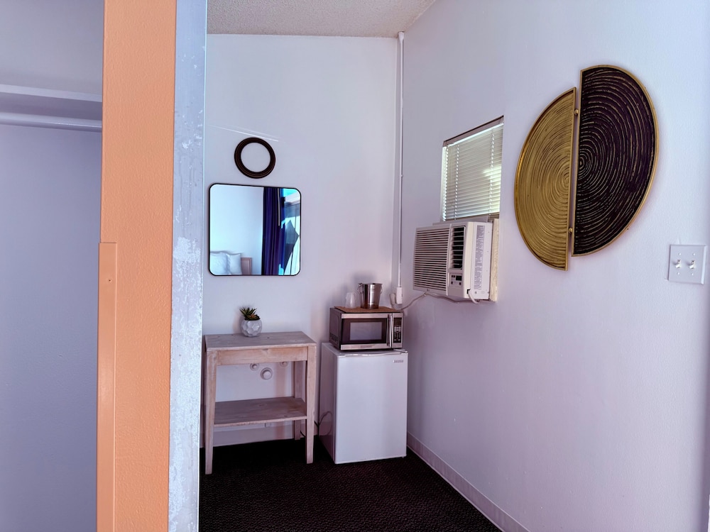 Foghorn Harbor Inn - photo 25