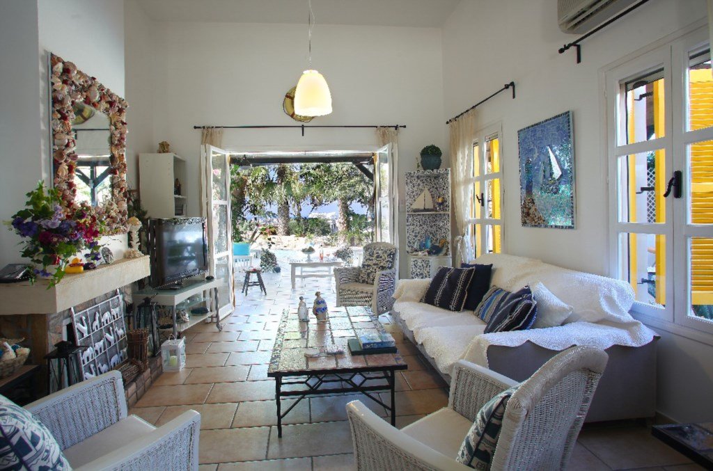 3 BR Villa Ayios Elias Hilltop CHG 8925