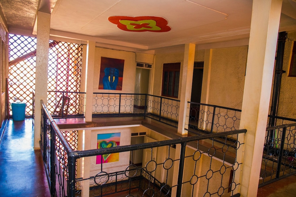 Bellevue Hotel - carbon neutral hotel in Jinja
