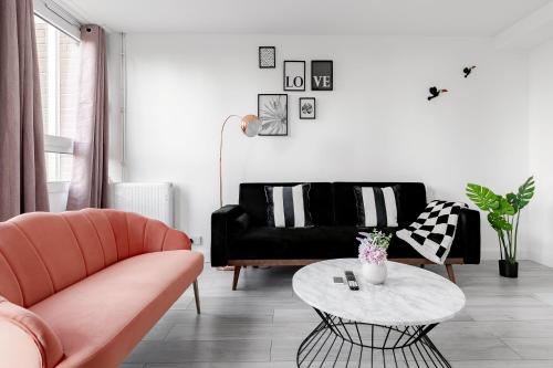 3BR Off A13 Sleeps 6 2mins to Langdon DLR Free Parking — 4-Star Luxury Hotel in London, United Kingdom