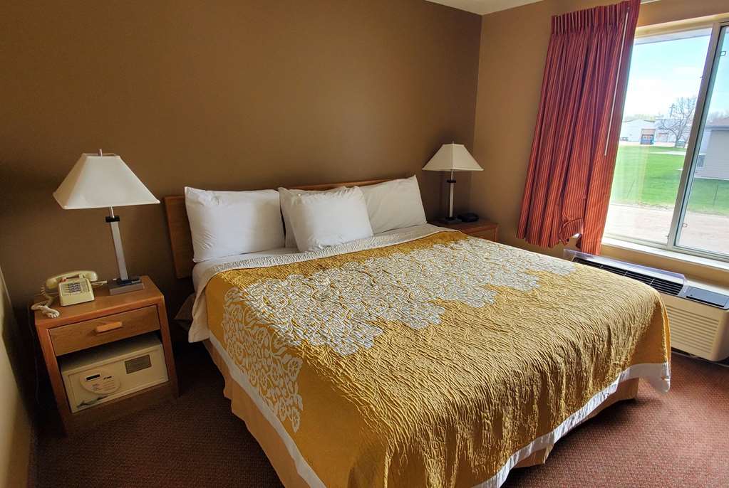 Days Inn by Wyndham Worthington - photo 16