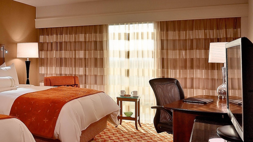 Marriott Louisville East - photo 8
