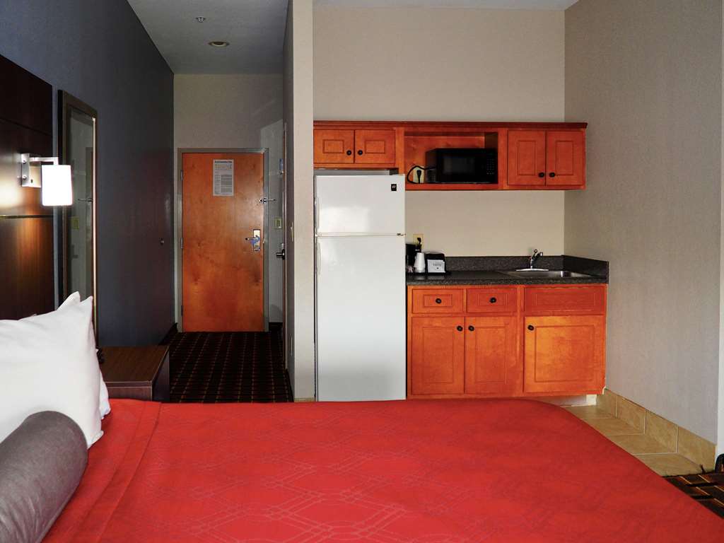 Econo Lodge Augusta West near Fort Gordon - photo 25