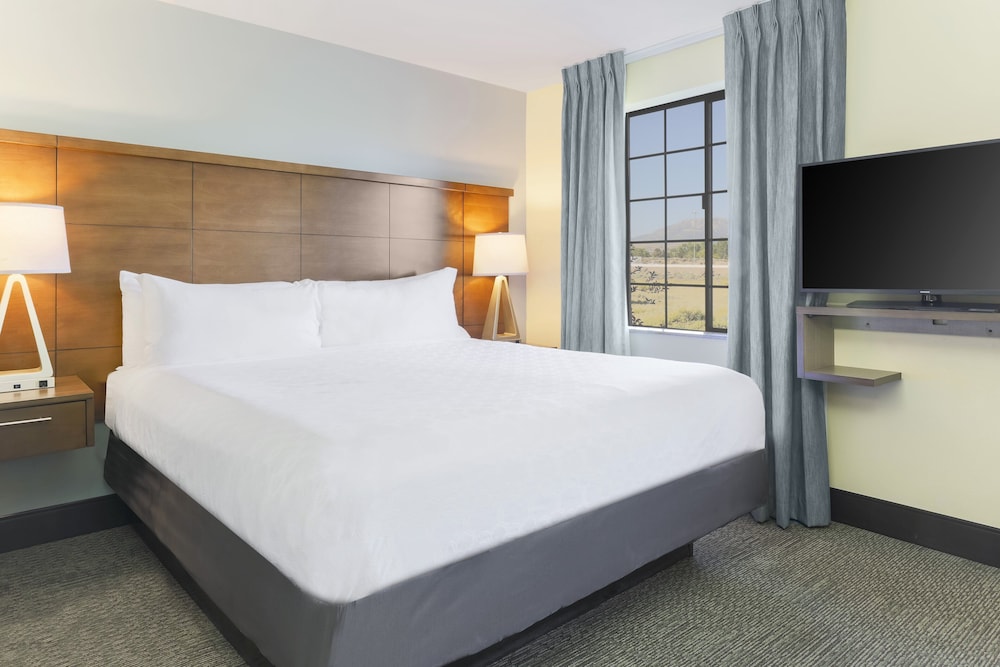 Staybridge Suites Reno by IHG - photo 17