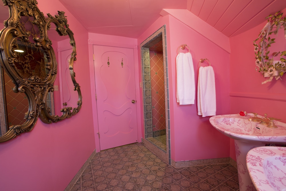 Madonna Inn - photo 212