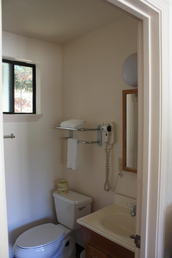 Mother Lode Motel - photo 17