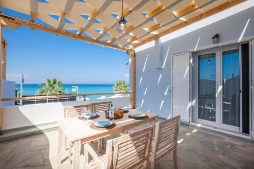 Nautilus Sea View Suite 6 — 4-Star Luxury Hotel in Pefkochori, Greece