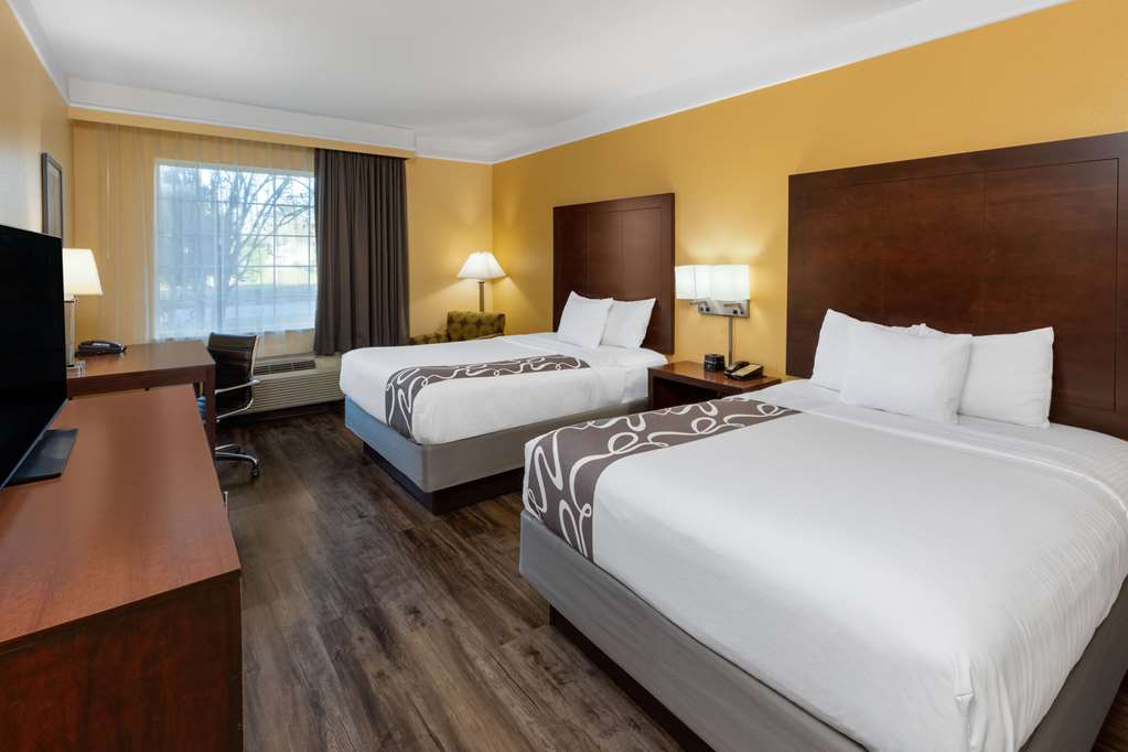 La Quinta Inn & Suites by Wyndham Houston NW Beltway8 WestRD - photo 21
