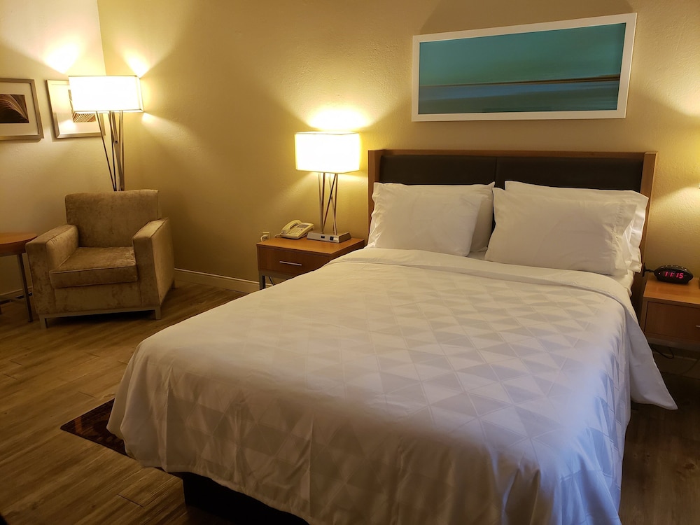Holiday Inn Express Pittsburgh North by IHG - photo 28