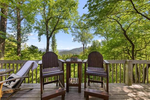 Bear Point in Ellijay, United States