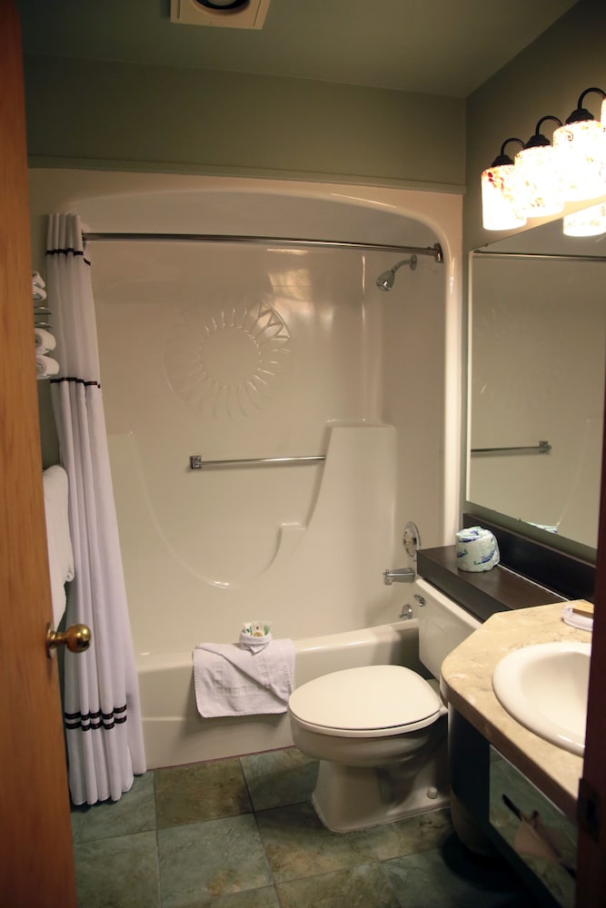 Dude Rancher Lodge - photo 16