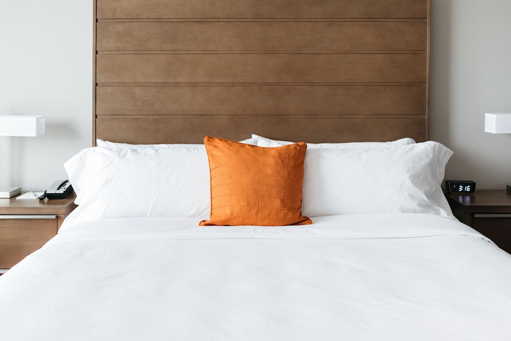 Revel Hotel Des Moines Urbandale Tapestry Collection by Hilton - photo 9