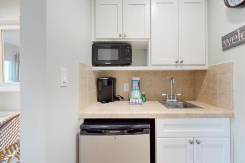 Luau 6609 Combo - carbon neutral hotel in Destin