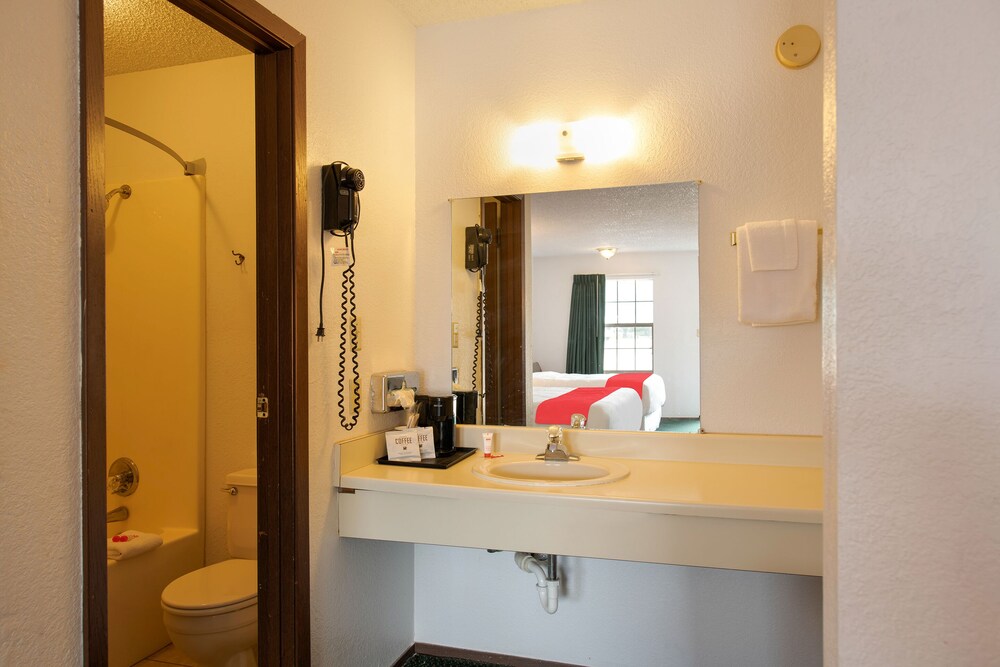 Valley Inn Motel - photo 16