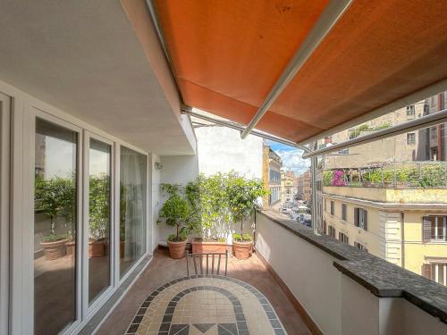 Attic Castel Sant'Angelo Pantheon — 4-Star Luxury Hotel in Rome, Italy