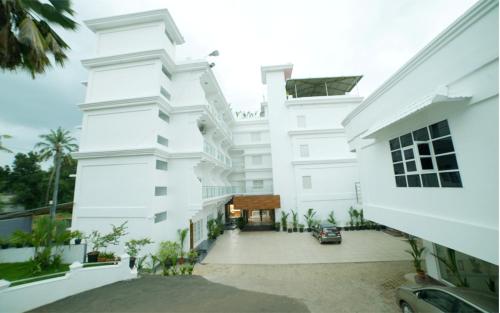 Hotel Surya - last minute hotel in Kannur