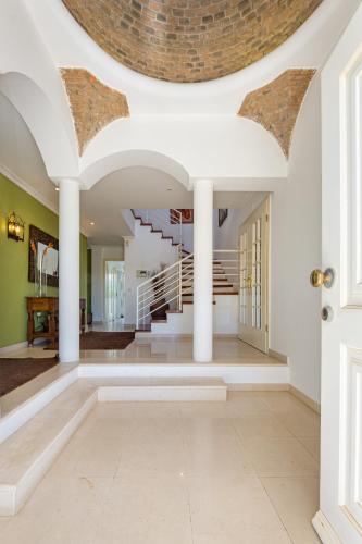 Villa Cecília — 4-Star Luxury Hotel in Albufeira, Portugal