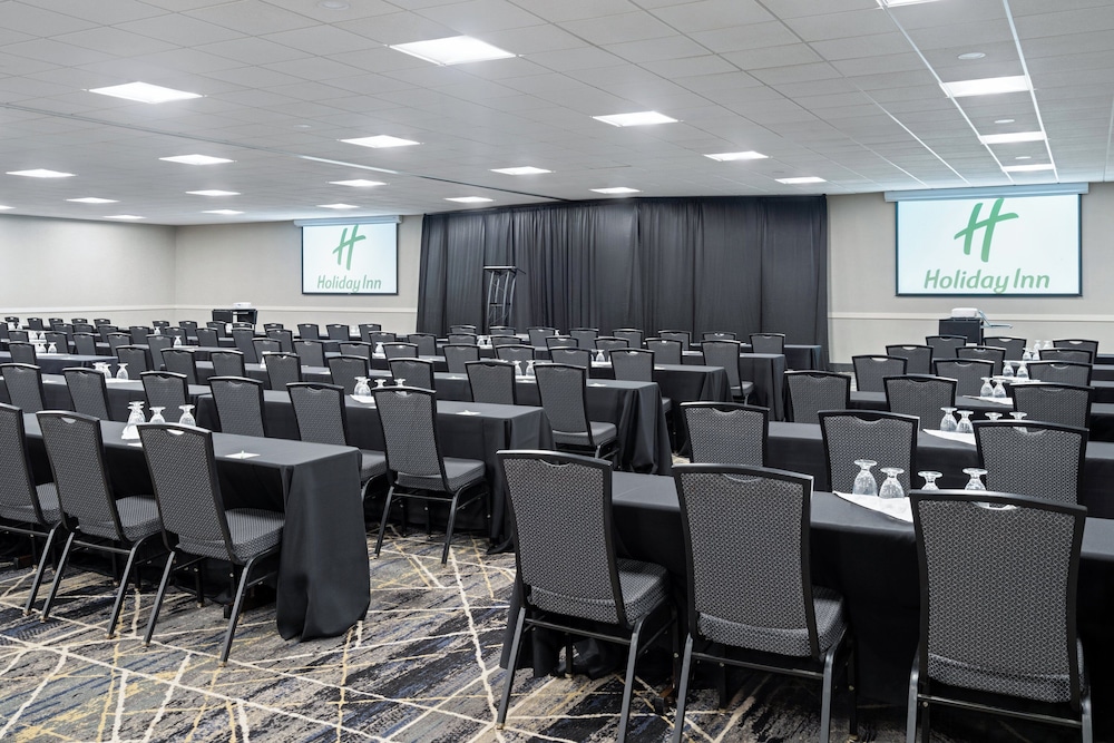 Holiday Inn Sioux Falls City Centre by IHG - photo 47