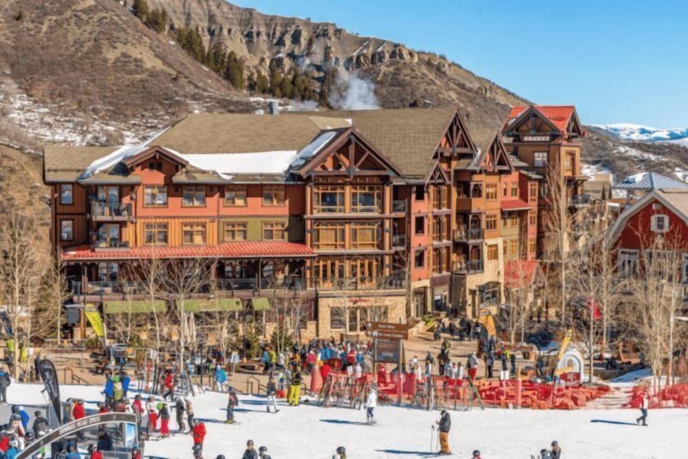 Luxury Ski in Ski out 2 Bedroom Mountain Resort Vacation Rental in the Heart of Snowmass Base Village - photo 34