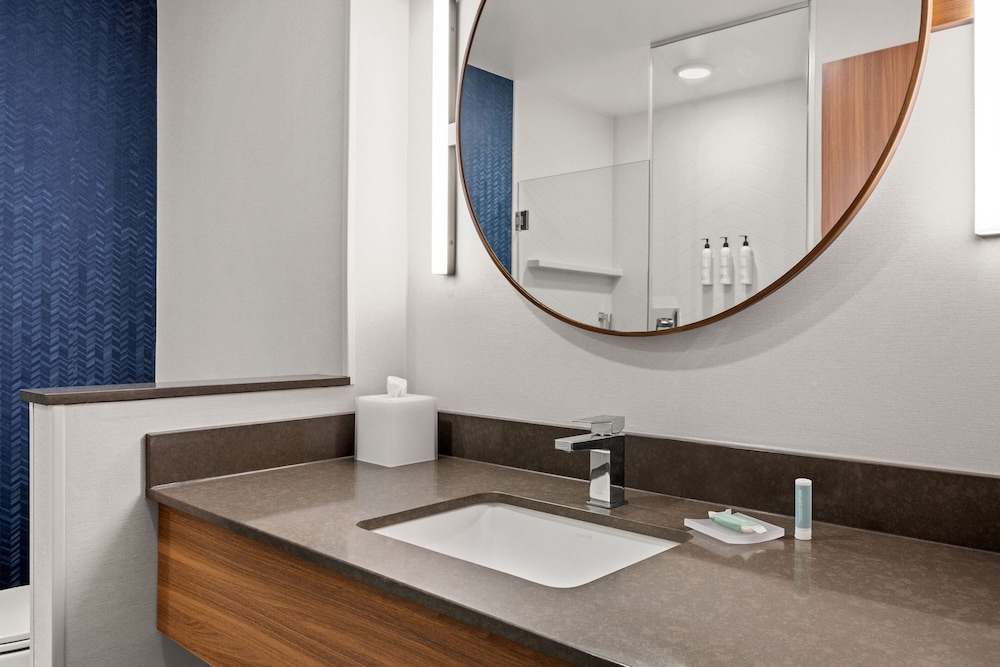 Fairfield by Marriott Inn & Suites Baraboo - photo 9