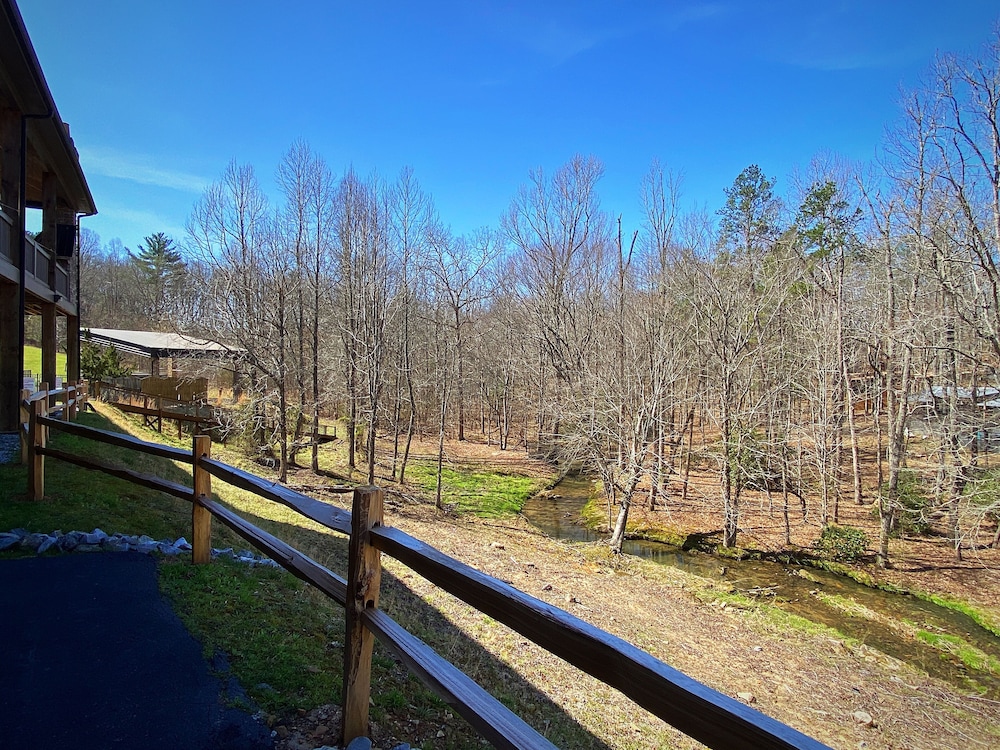 Copperhead Lodge and Resort Cabin Rentals - photo 53