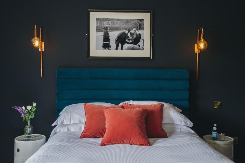 The Porterhouse Grill & Rooms — 4-Star Luxury Hotel in Oxford, United Kingdom