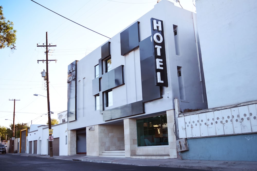 Hotel HT ole in Tijuana, Mexico