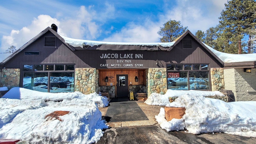 Jacob Lake Inn — hotel in Fredonia