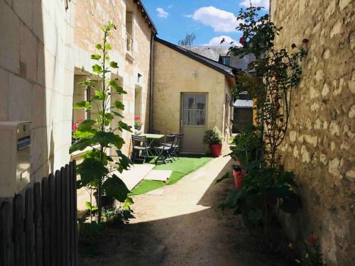 Logement Neuf Et Cosy Proche Centre Ville in Chinon, France