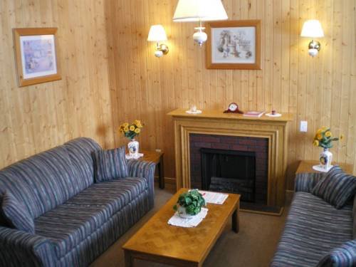 Hunter's Mountain Chalets - carbon neutral hotel in Unknown City
