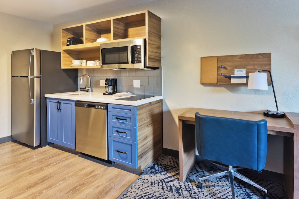 Candlewood Suites Columbus Fort Benning by IHG - photo 29