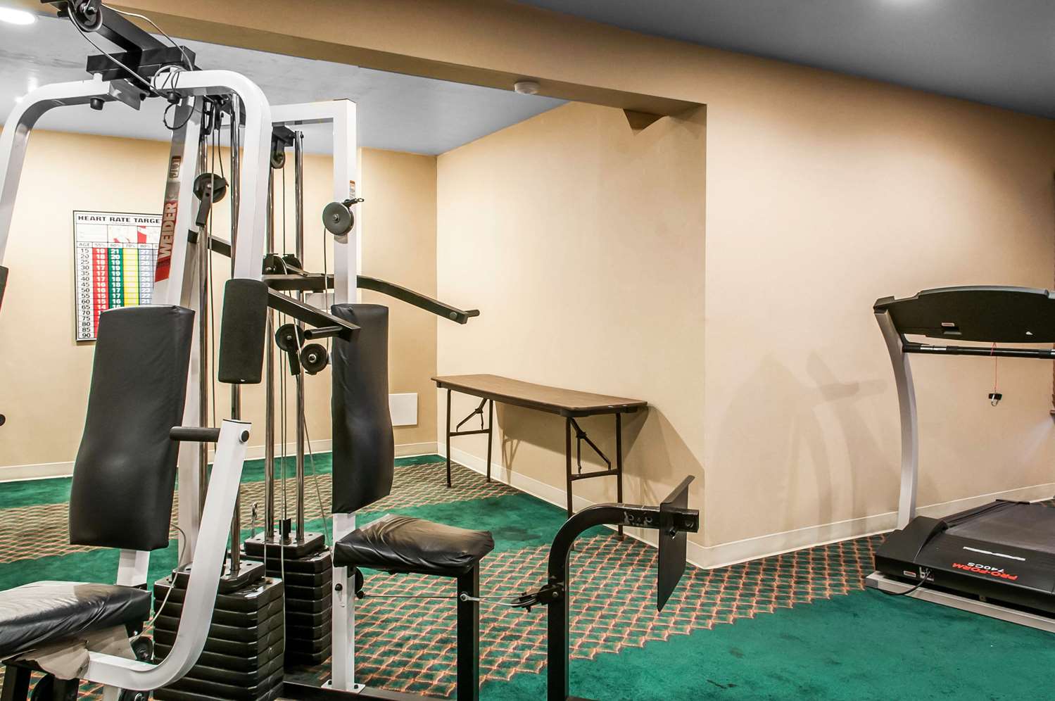 Suburban Extended Stay Hotel East - photo 18
